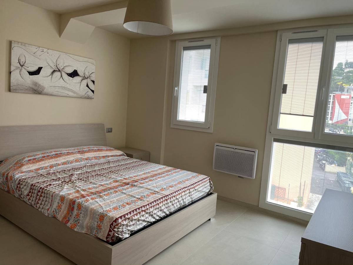 Jacaranda Apartment *